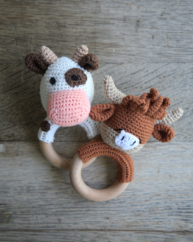 Highland Cow Rattle