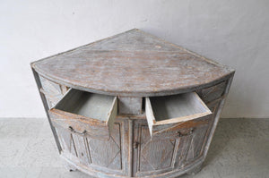 1820 Gustavian Corner Buffet