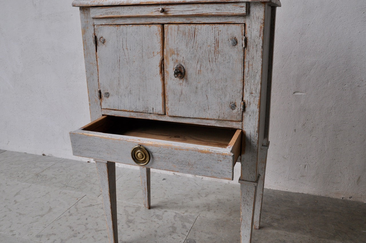 Gustavian Nightstand c1790